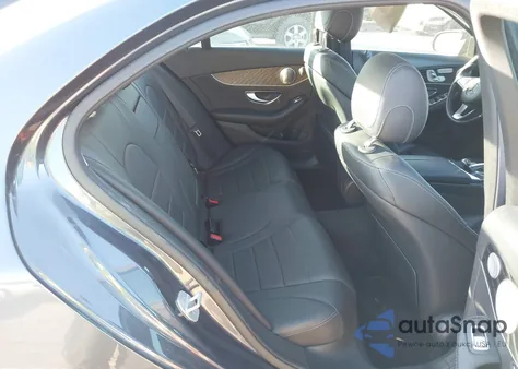 2016 Mercedes-Benz C 300 4Matic/Luxury 4Matic/Sport 4Matic from USA, damaged, VIN 55SWF4KB1GU155147